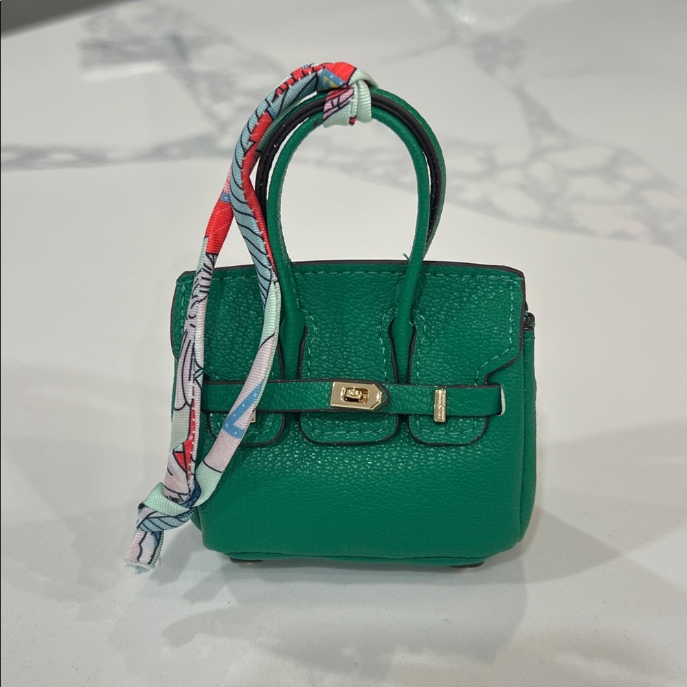 💚SO. Cute Mini Bag Charm!!! - Picture 16 of 16